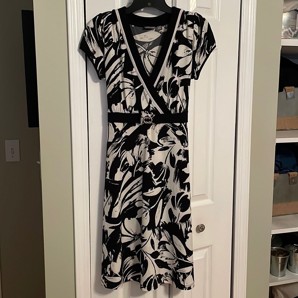 Apt 9 black and white dress
